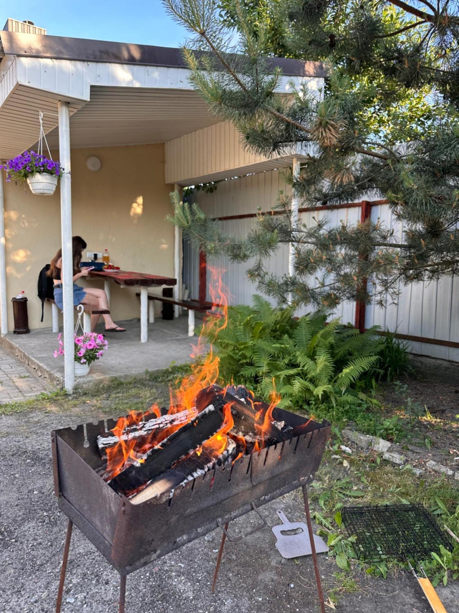 Vesela Bdzhilka Hotel Sumy Luaran gambar